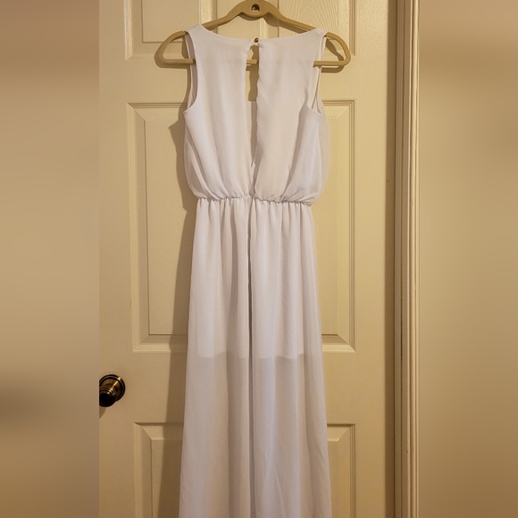 Dress - Picture 2 of 6